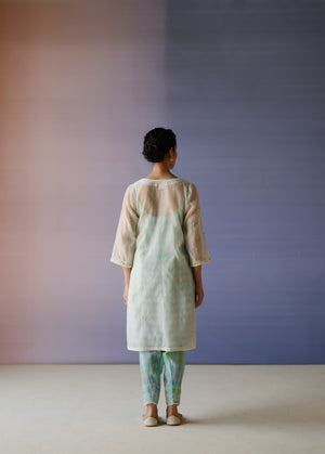 Chanderi & Multi Ombre Kurta Set.