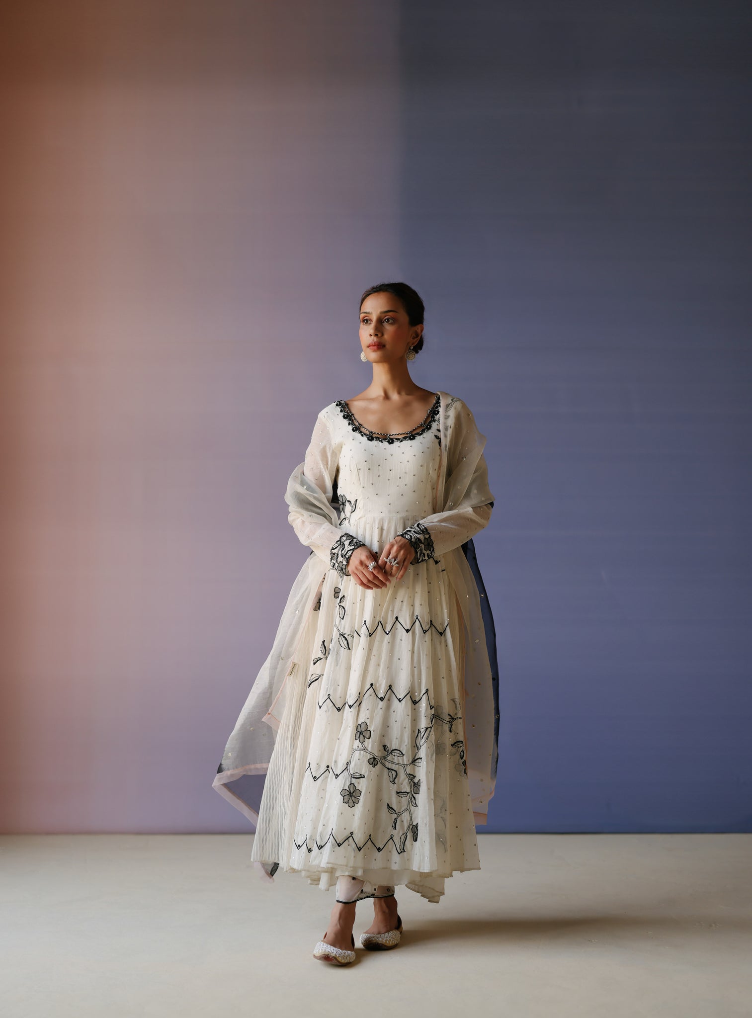 Ivory Round-neck Anarkali Set.